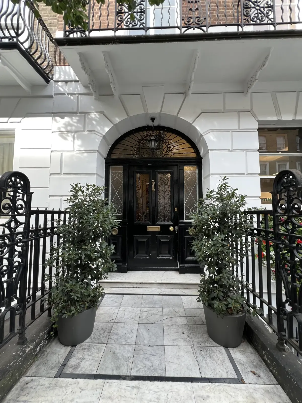 iQonic 15 Harley Street entrance
